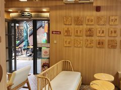 -霸王茶姬(南强街店)