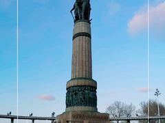 -人民防洪胜利纪念塔