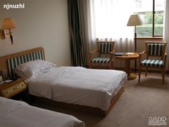 -曲江惠宾苑宾馆(大雁塔大唐不夜城店)