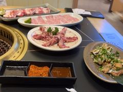 -極屋鮨牛 · 烧肉酒场(时代C馆店)