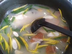 -桥香园过桥米线(国贸店)