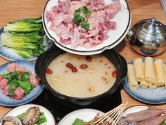 -荣基四海一家·家常菜·海鲜大排档(新安店)