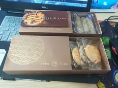 伯爵茶蛋卷-皇玥(尖沙咀店)
