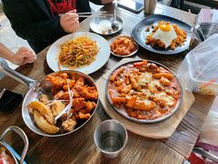 海鲜芝士炒年糕-MI WU FACTORY米屋美食工厂餐厅(绿地店)