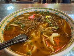 -金杨拉面王小吃面馆·牛三宝面·红烧牛肉粉