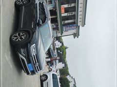 -朱家角影剧院-地面停车场