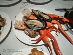 -领鲜活海鲜榴莲自助火锅(东门店)