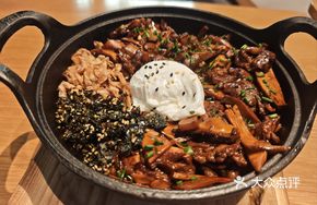 Beef Short Ribs Mixed Mushroom Rice