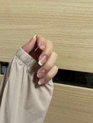 -甲·铺轻奢美甲美睫