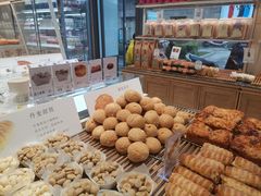 -吉新利亚咖啡烘焙店(步步高店)