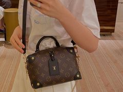 -LV路易威登(国际广场店)