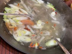 -老街烧烤大排档·地道湖北菜·龙虾馆(汉口火车站店)