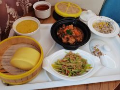 -菁幼月子会所(儿童医院店)