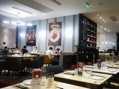 -港丽餐厅(高德置地店)