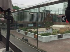 -UNI UNI(环亚凯瑟琳店)