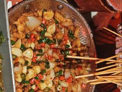-何师烧烤Pro ·江湖川菜·小龙虾·精酿(太古里旗舰店)