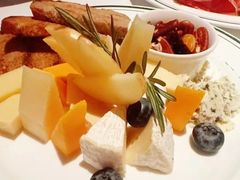 -Wolfgang’s Steakhouse 沃夫冈牛排馆(上海白玉兰广场店)