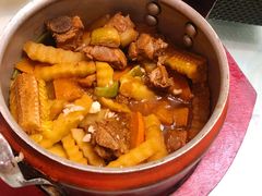 豆角烧排骨-八珍饺子·烤鸭·家常菜