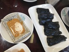 黑芝麻拉皮卷-民信老铺(华盖路店)