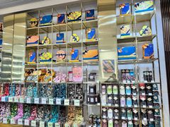 -VENCHI 闻绮(上海佛罗伦萨小镇店)