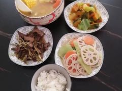 -天鹅到家·保姆月嫂育儿嫂(总店)