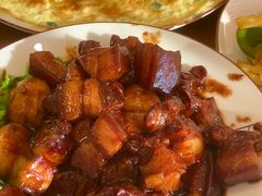 板栗红烧肉-翼松楼餐厅