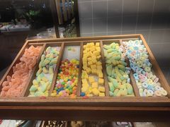-金滏山·烤肉海鲜火锅自助(襄阳万达店)