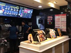 -麦当劳(新华路步步高店)