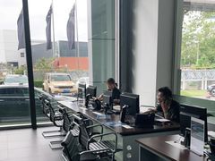 -上海星瀚奔驰4S店(红柳路店)