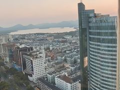 -Hi City·城市之巅