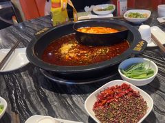 -老船舫·现做活鲜鱼馆(东郊记忆店)