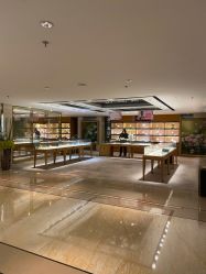 -北京七彩云南翡翠珠宝旗舰店(月坛店)