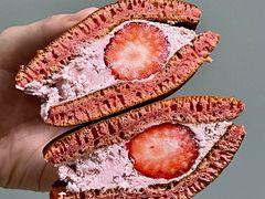 草莓甜心-泽田本家·铜锣烧(环贸店)