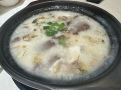 咸生菜猪红鱼片粥-味可道美食坊(福基路店)