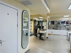 -潘多拉眼镜·蔡司依视路明月(潘家园店)