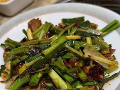 -冯烫烫跷脚牛肉·川菜小馆(武胜西街店)