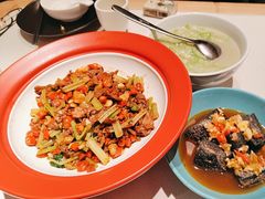 -湘鼎盛·大厨鲜炒湖南味(高新银泰店)