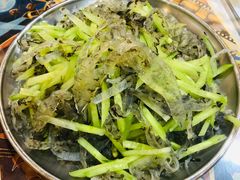爽拌鱼皮-阿金大白·上海菜馆(新天地店)