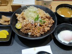 温泉蛋-町门烤肉拌饭专门店(新天地店)