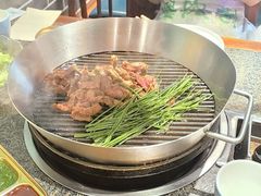 -佟爷·老北京炙子烤肉(动物园店)