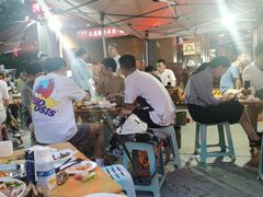 -老兰家传统烧烤炒菜泡馍(小南门店)