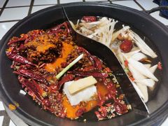 -贰回巷火锅馆(钟楼店)