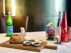 餐前面包-郑州绿地JW万豪酒店The Grill烤汇扒房