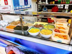 自助取餐区-糯米卷