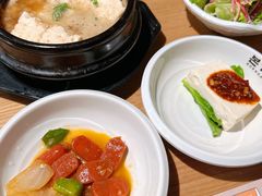 餐前小菜-本家韩国烤肉(青岛万象城店)