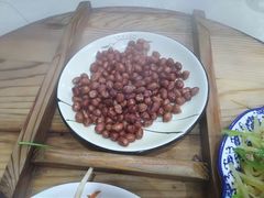 -三江鱼东北特色铁锅炖(骆驼店)
