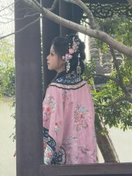 -一揽芳华汉服旗袍体验馆(拙政园店)