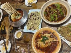 -六福烧烤酒馆(秦隆步行街店)