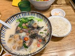 -鲜越鲜鱼粉(财富购物中心店)