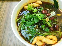 -碗主炭烧米线(交大二村店)